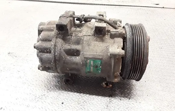 Volvo V50 Air conditioning (A/C) compressor (pump) 3M5H19D629HC