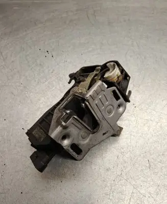 Mercedes-Benz ML W163 Front door lock A1637202835