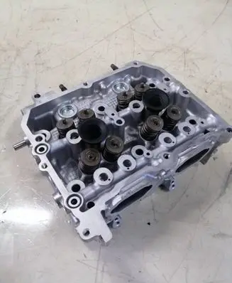 Subaru Forester SJ Engine head B0905122 R3050