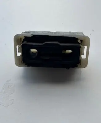 Radiator mount bracket