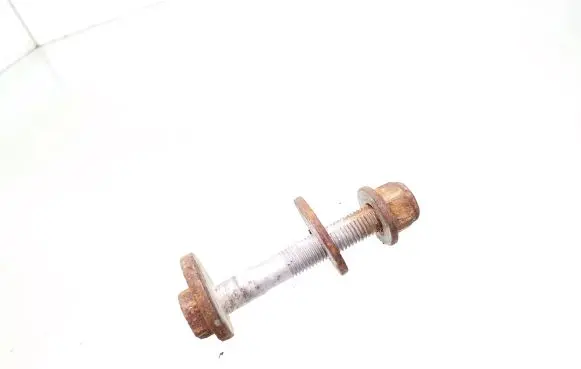 Volkswagen PASSAT B8 Rear suspension camber bolt 