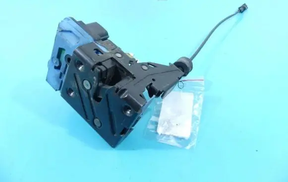 Volvo S80 Front door lock 30663040 IMPRK1286483