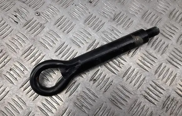 Cadillac CTS Towing hook eye 