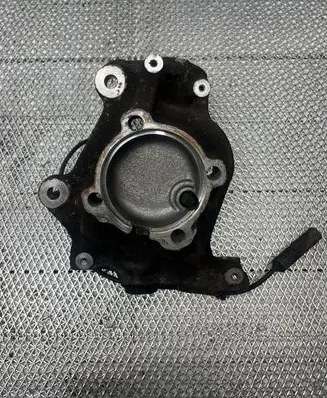 BMW 1 E81 E87 Front wheel hub 6764444 12201210
