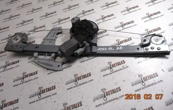 Toyota Aygo AB10 Front door window regulator with motor 