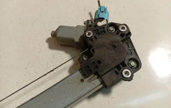 Honda Civic Rear door window regulator motor 604060