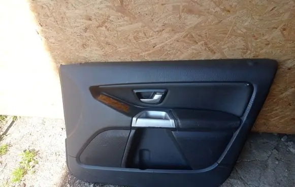 Volvo XC90 Front door card panel trim 39995417