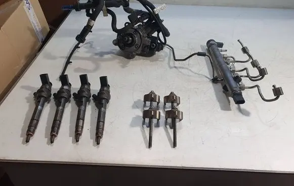 BMW 1 F20 F21 Fuel injection system set 7823452 7798446 7809127