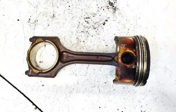 Piston with connecting rod