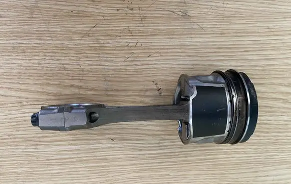 Toyota RAV 4 (XA40) Piston with connecting rod 3DA26066 86L78