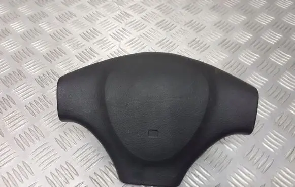 Mazda 323 Steering wheel airbag