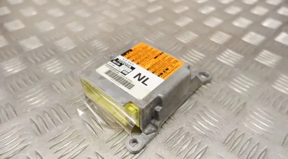 Toyota Auris E180 Airbag control unit/module 8917002C30