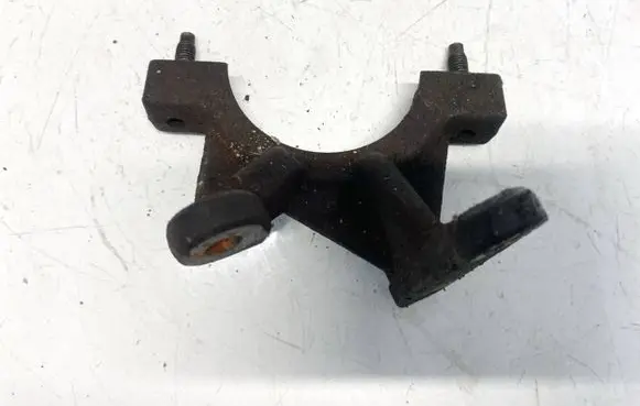 Volvo V50 Engine mounting bracket 4m513k305ea 4m51-3k305-ea