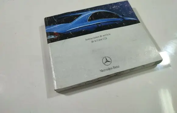 Mercedes-Benz CLS C219 Owners service history hand book 