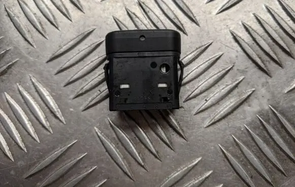 Mercedes-Benz Sprinter W906 Headlight level height control switch 9068260038