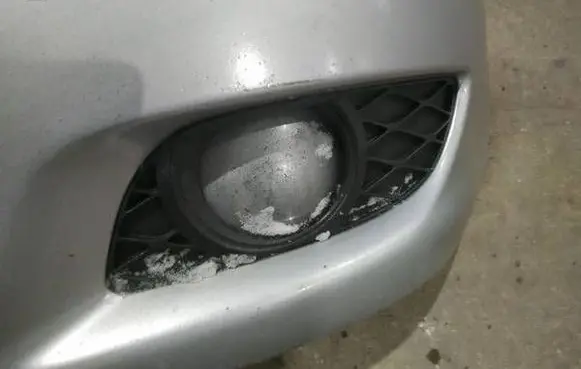 Toyota Yaris Front bumper lower grill 