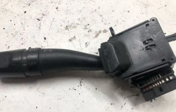 KIA Sportage Indicator stalk 202003393
