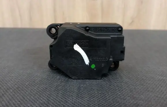 Volvo V40 Cross country A/C air flow flap actuator/motor 4N5H19E6166652A