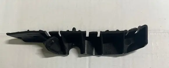 Audi A3 S3 8P Front bumper mounting bracket 8P0807184A