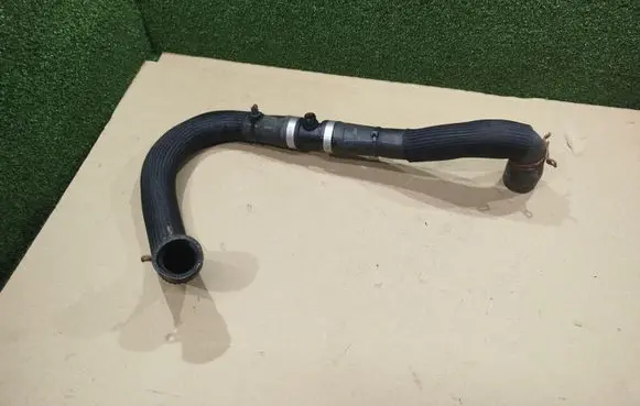 Renault Trafic III (X82) Engine coolant pipe/hose HSRZ01208