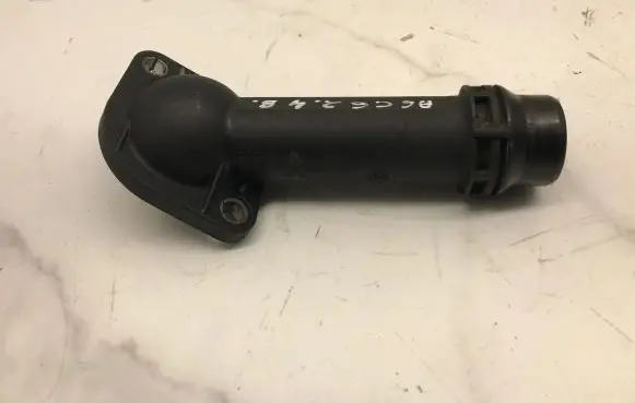 Audi A6 S6 C6 4F Thermostat housing 038121121B 06B121121L