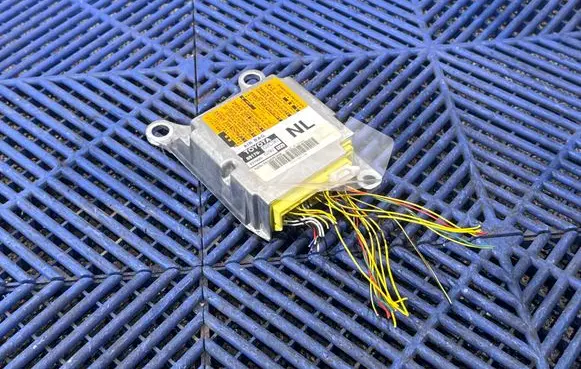 Airbag control unit/module