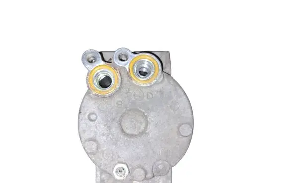 Volvo V70 Air conditioning (A/C) compressor (pump) 30742206 590P950657 590B950657
