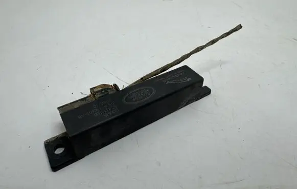 Jaguar E-Pace Interior comfort aerial antenna JPLA15K603AB 5C8111F00