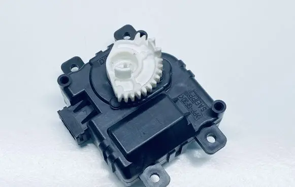 Suzuki SX4 S-Cross Air flap motor/actuator 9565261M00