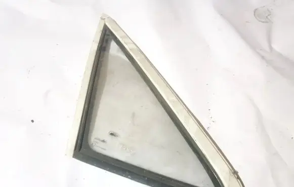 Opel Kadett E Rear side window