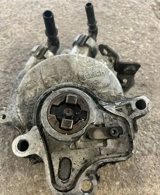Peugeot 607 Vacuum pump 4R8Q2A451AE 4R8Q2A451A 4R8Q2A451