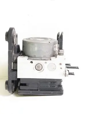 Skoda Octavia Mk3 (5E) ABS Pump 3Q0614517T 3Q0907379T