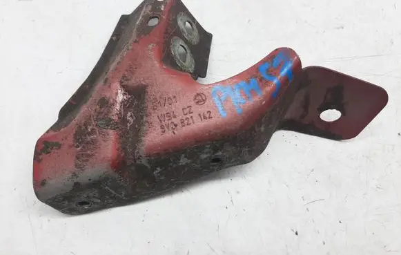 Volkswagen Polo IV 9N3 Fender mounting bracket 6Y0821142