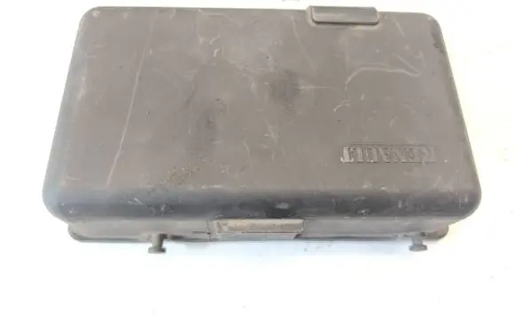 Renault Laguna II Fuse box cover 8200210898