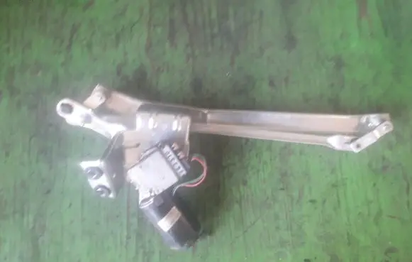 Fiat Seicento/600 Front wiper linkage and motor