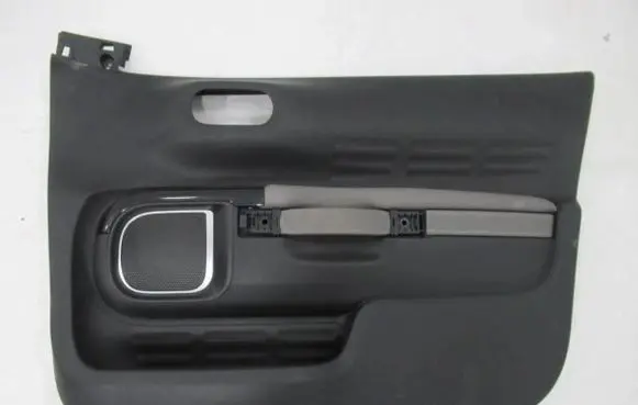 Citroen C4 Cactus Front door card panel trim