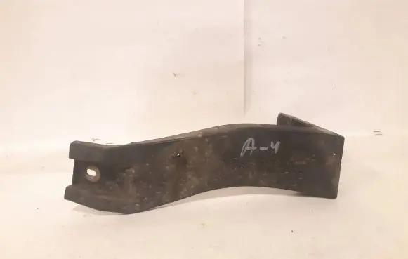 Audi A4 S4 B6 8E 8H Front bumper mounting bracket 8E0821137