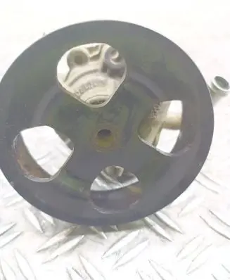 Land Rover Discovery 3 - LR3 Power steering pump