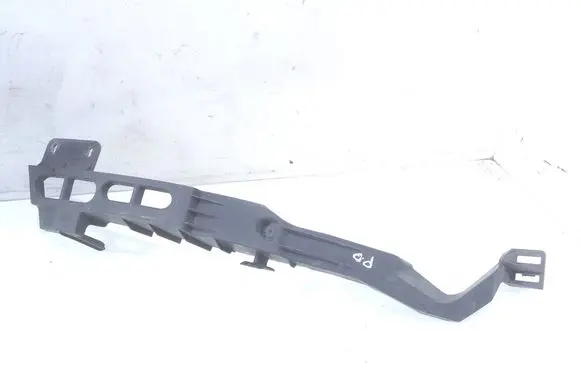 Opel Astra J Front bumper mounting bracket 13368882