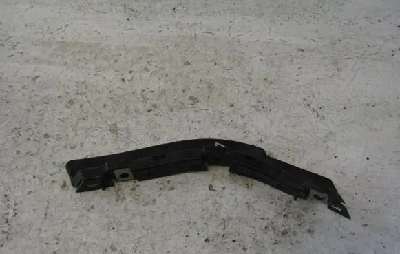 Mercedes-Benz Vito Viano W447 Front bumper mounting bracket A4478850421
