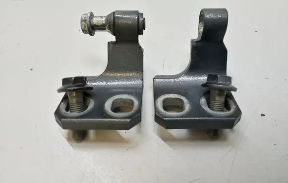 Alfa Romeo Stelvio Front door hinge set 