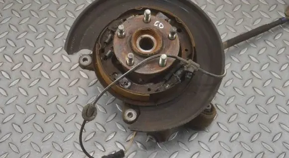 Nissan Qashqai Rear wheel hub