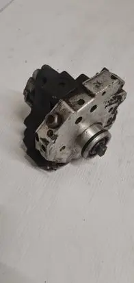 Volvo S60 Fuel injection high pressure pump 8642778 0445010043