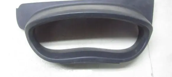 Renault Trafic II (X83) Dashboard trim 681010773R