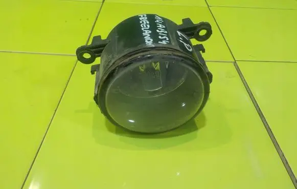 Land Rover Freelander 2 - LR2 Front fog light 6H521K201AA LEWY