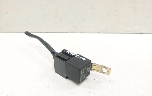 Chevrolet Captiva Other relay 96329341