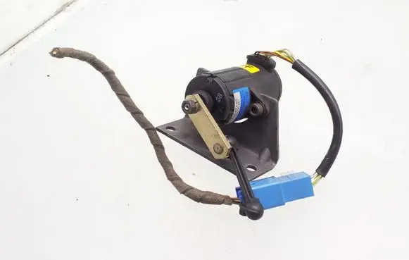 Opel Omega B2 Accelerator pedal position sensor 09129106 189300020