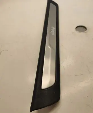 Jeep Grand Cherokee Front sill trim cover 1NC81DX9AB