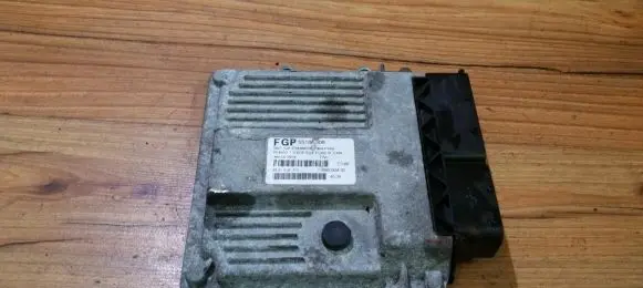 Fiat Punto (188) Engine control unit/module 55186608 71600.004.02