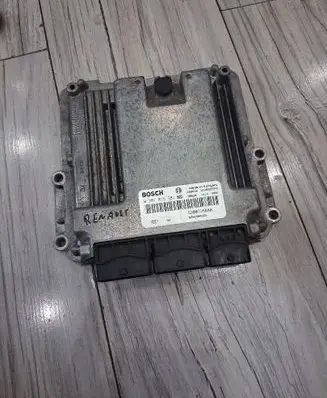 Renault Laguna III Engine control unit/module ECU 8200726880